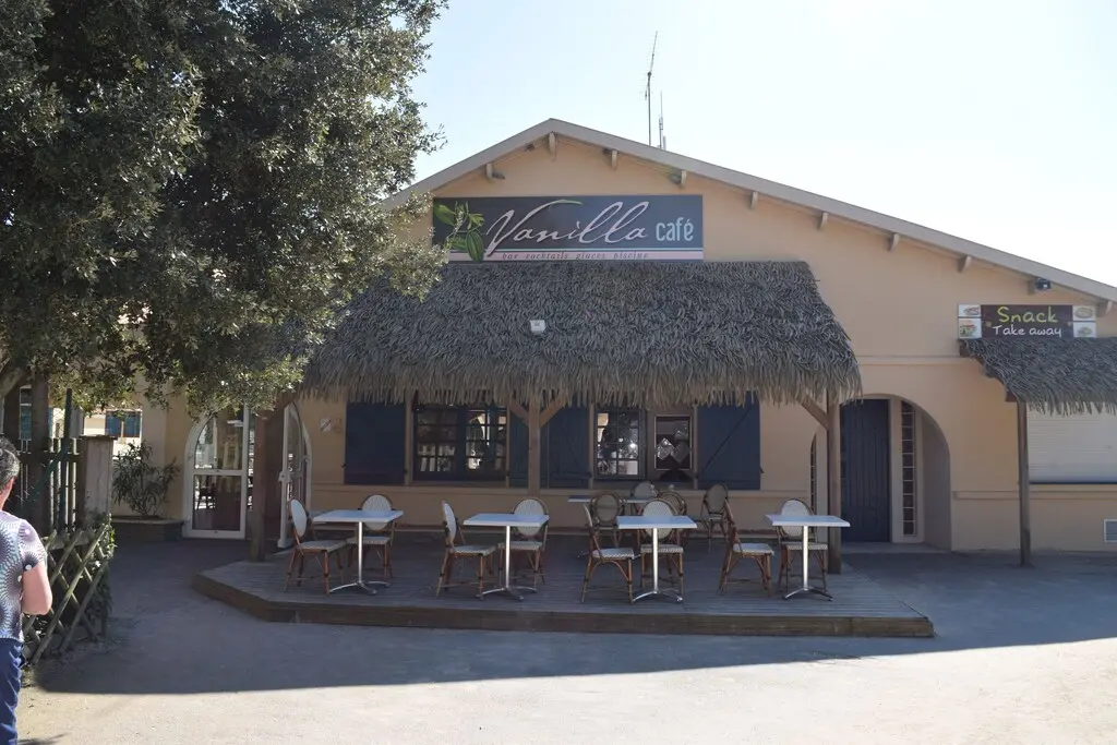 le vanilla café