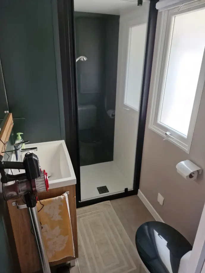 salle de bain + wc