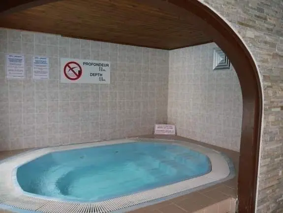 jacuzzi